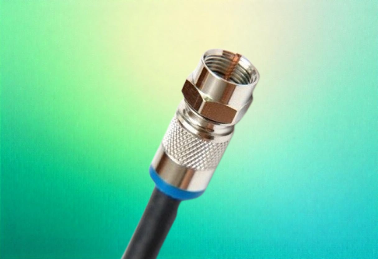 La fin du réseau câble se précise : 500 000 abonnés vont devoir migrer ou changer d'opérateur dans quelques mois (ou perdre leur connexion)