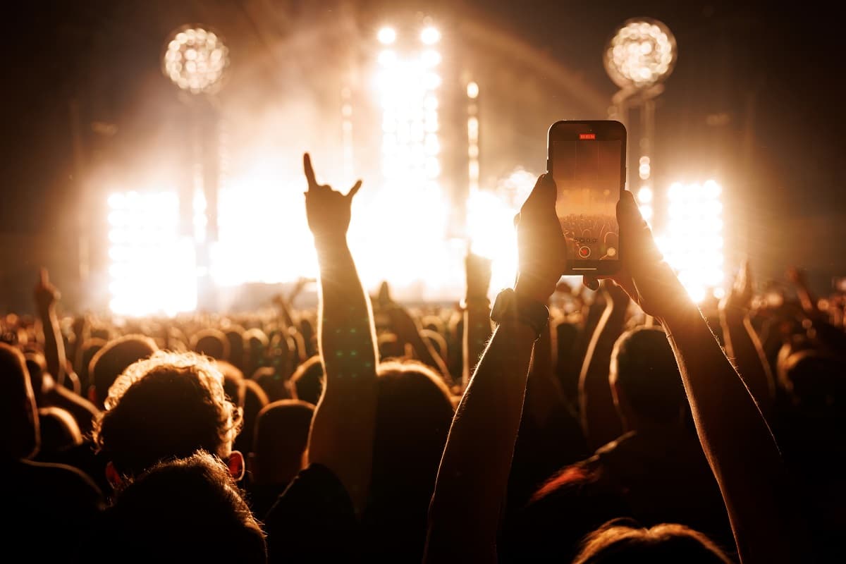 Festivals 2025 : une couverture 4G/5G renforcée pour rester connecté même au cœur de la foule